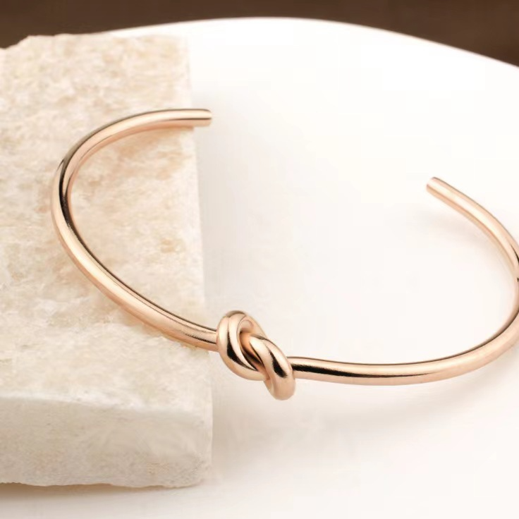Heart-Twist Stainless Steel Bracelet