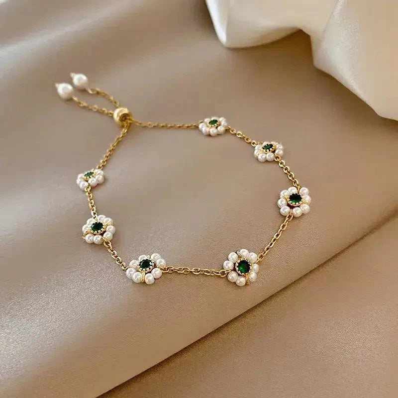 Vintage Floral Pearl Bracelet