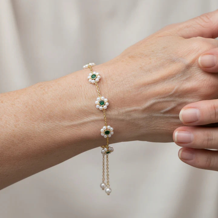 Vintage Floral Pearl Bracelet